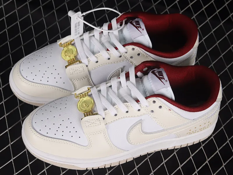 All Categories Nk SB Dunk Series Nk SB Dunk Low Low-top sneakers Cost-effective version Nk Dunk Low "Team Red" Metal buckle off-white SB low-top sports and leisure sneakers DV1160-100